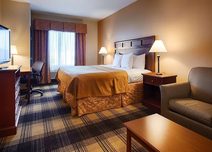 Best Western Lockhart Hotel & Suites